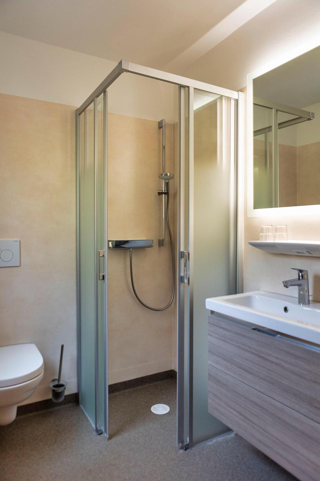 - Zum Hotel Plau am See