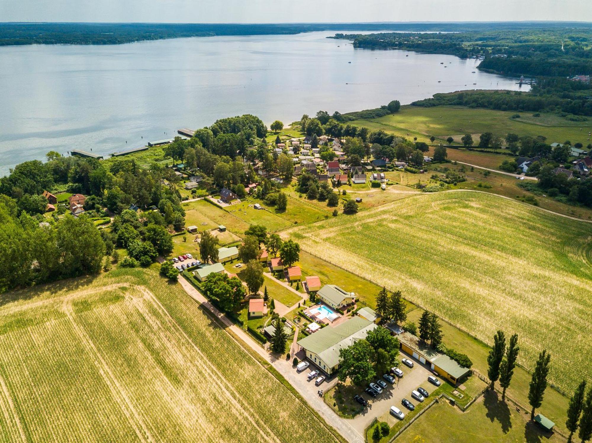 - Zum Plau am See